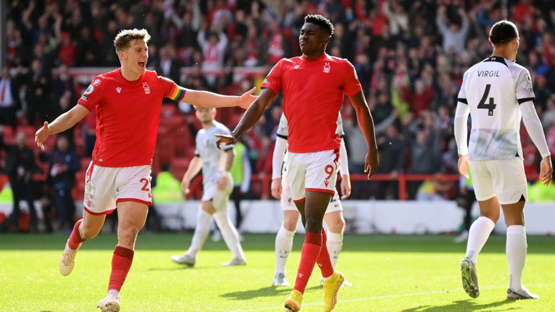 卻在比賽中 卻在比賽中